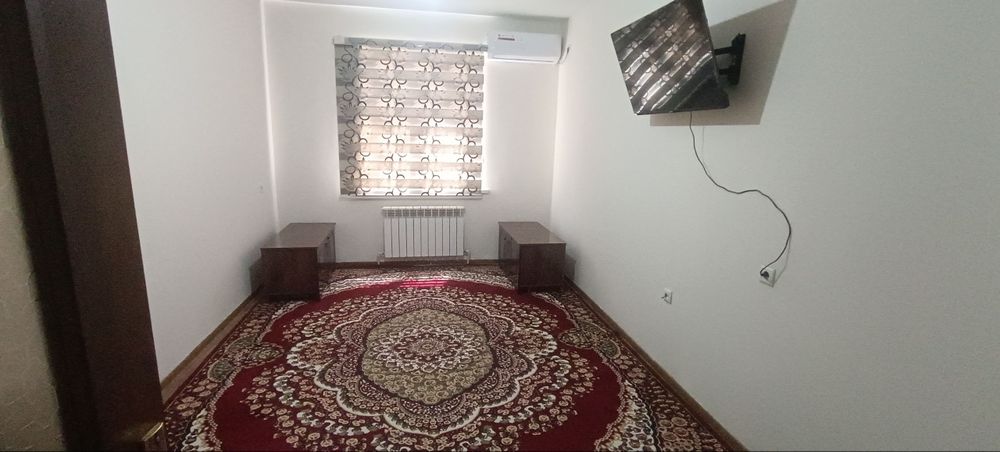 Samarqand darvaza uch lolada navastoyka 2/2/12  kavartira sotiladi