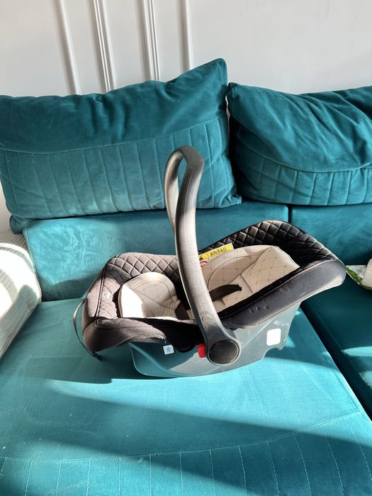 Продам кресло люльку