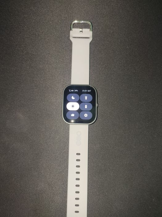 Часовник cmf watch pro