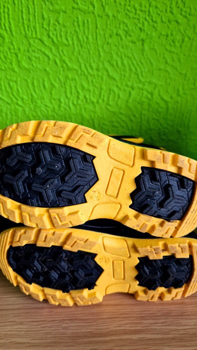 Ботуши апрески 24, 25, 26 за дете