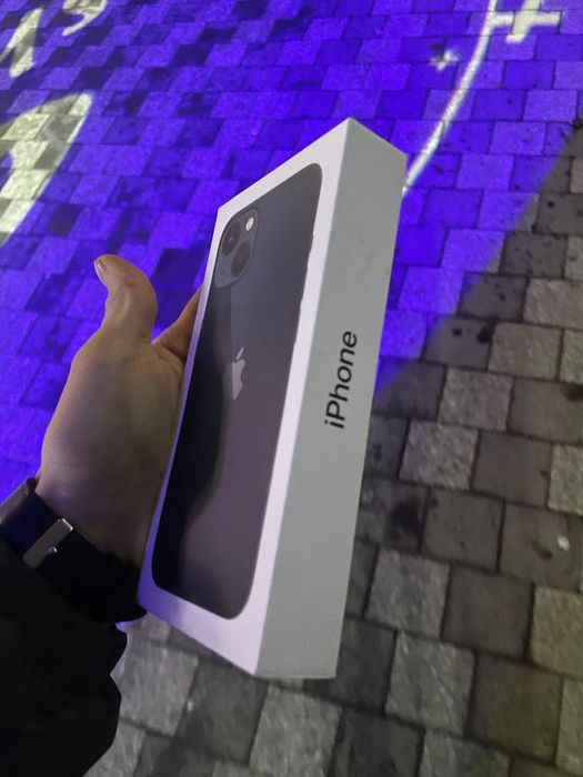 Phone 13 с гарантией