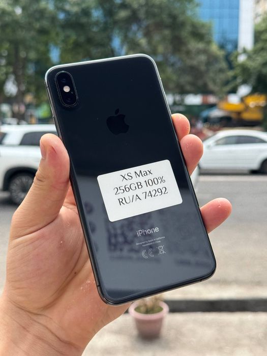 IPhone XS Max. .