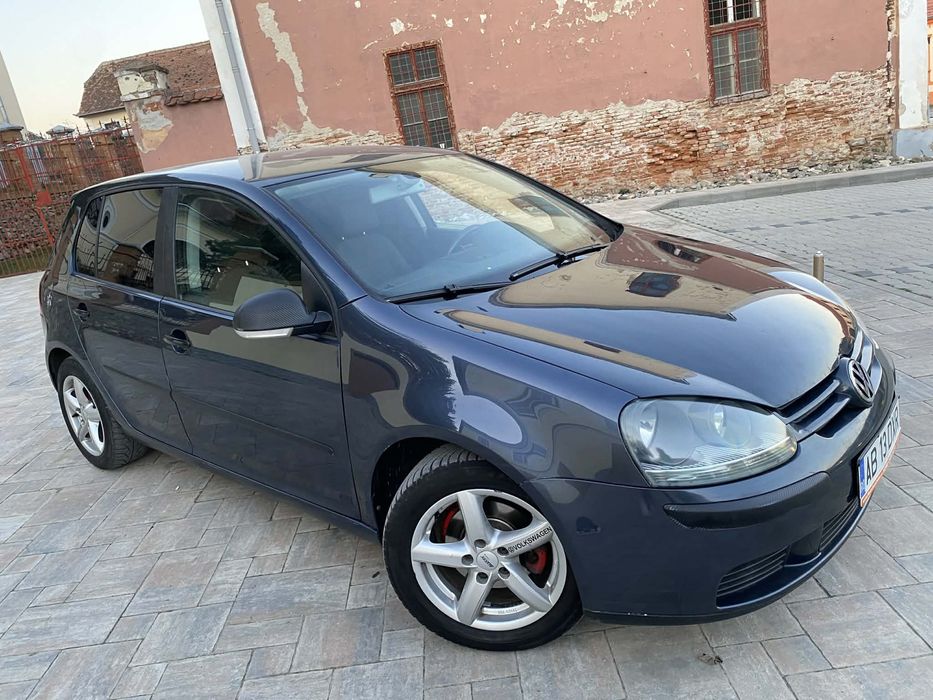Vw Golf 5 1.6 MPI benzina 2006 Euro 4 Masină de pretentiosi