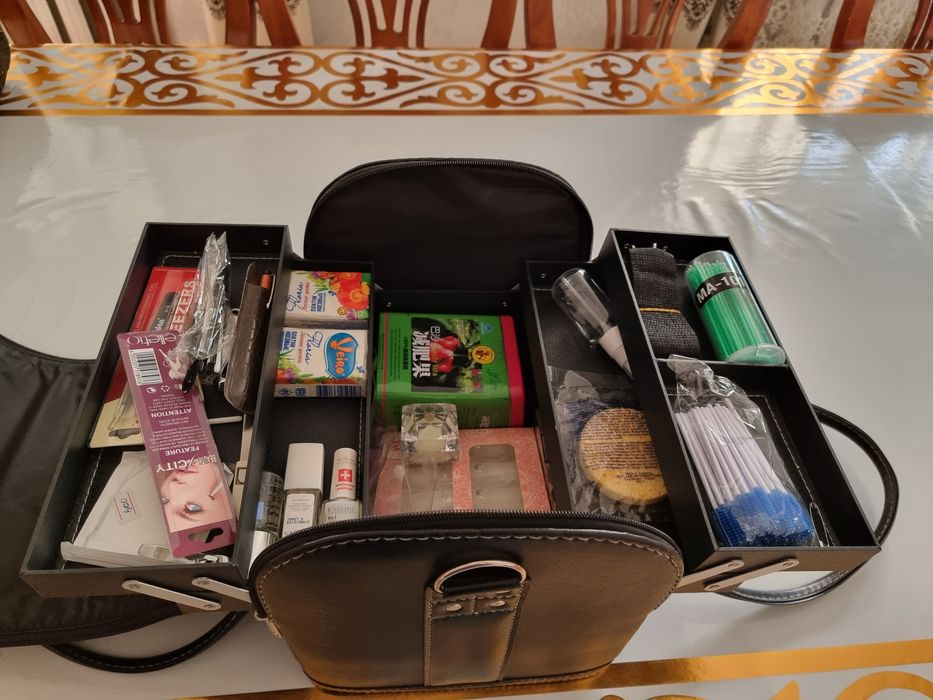 Кейс для визажиста и других мастеров