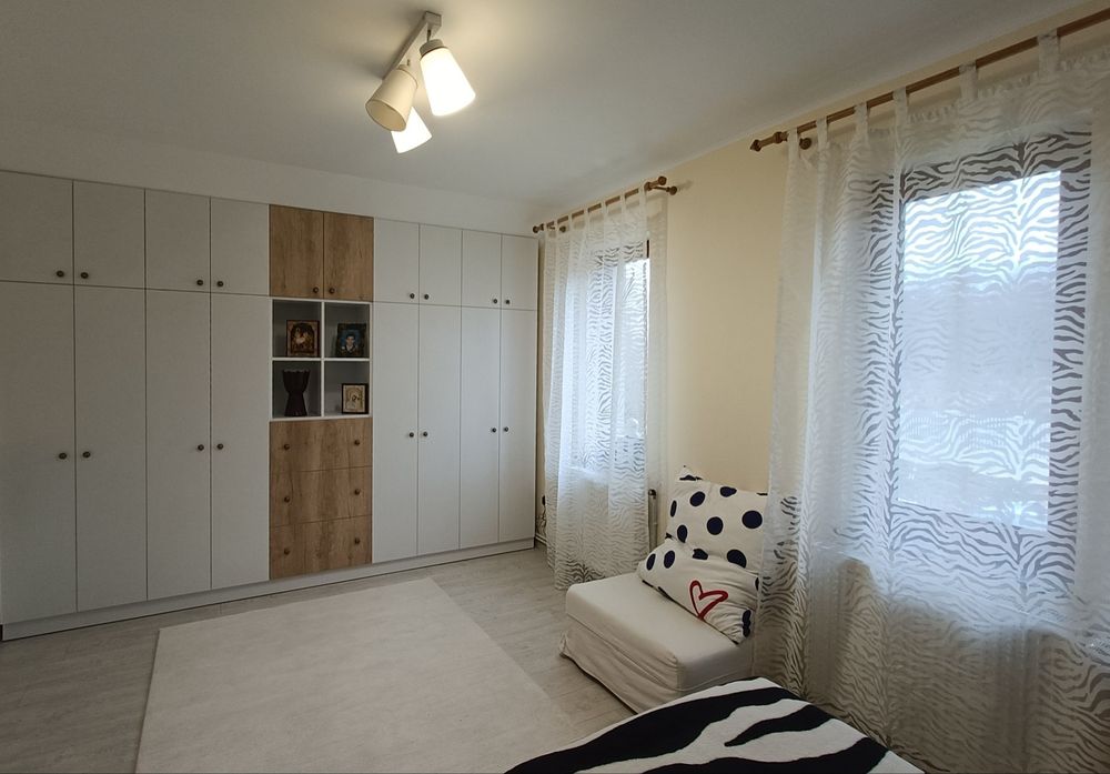 Casă noua complet utilata Șimnicu de Sus - pârâu, iaz, lângă padure