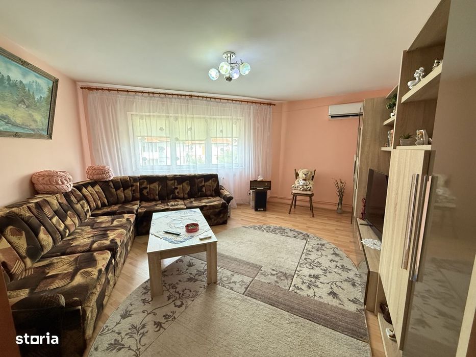 Apartament 3 camere, 68 mp utili + balcon, mobilat si utilat - Soarelu — fotografia 1