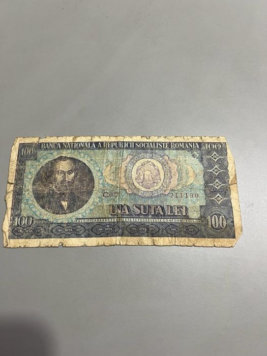 Bancnote 5000 lei si una suta lei