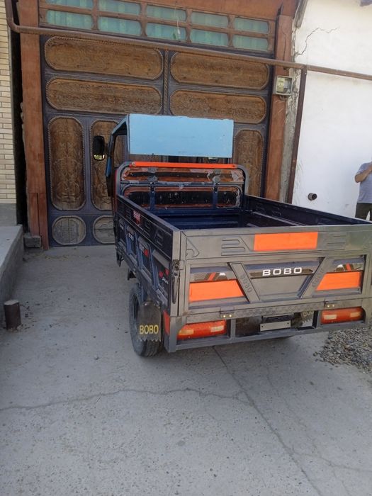 Bobo motors sotiladi