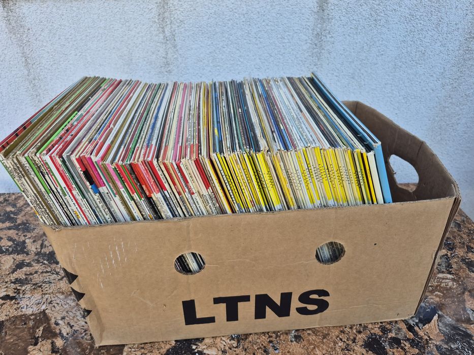 Vând lot 150LP discuri vinil EMI HIS Master's Voice cu muzica clasica