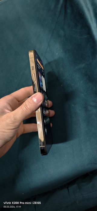 Продаю 14 про макс ,срочно