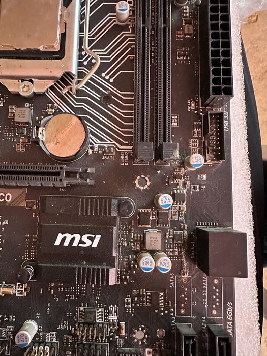Vând kit i5 7400
