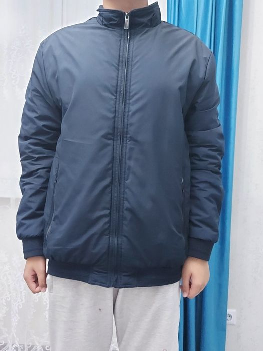 Продам осеннюю куртку