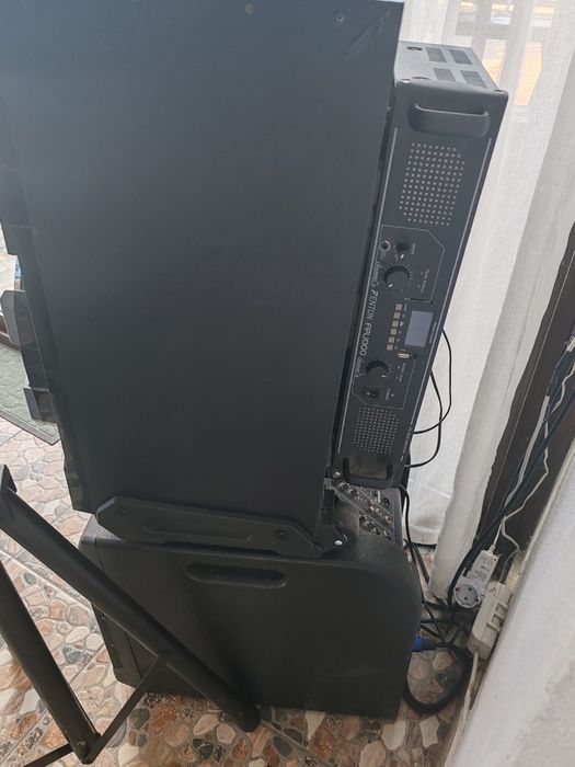 Boxe cu amplificator sistem audio