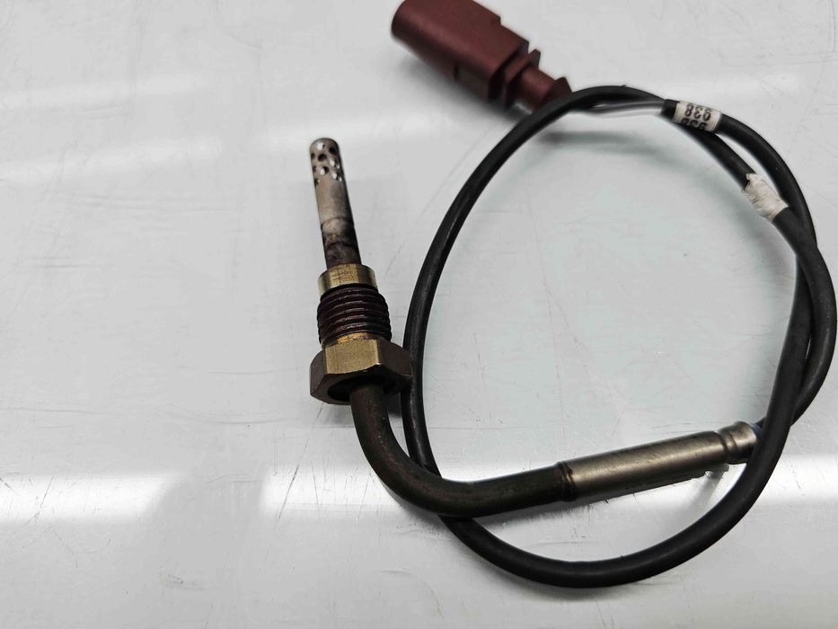 Senzor temperatura  Volkswagen Caddy 3 (2KA, 2KH) [Fabr 2004-2009] 03