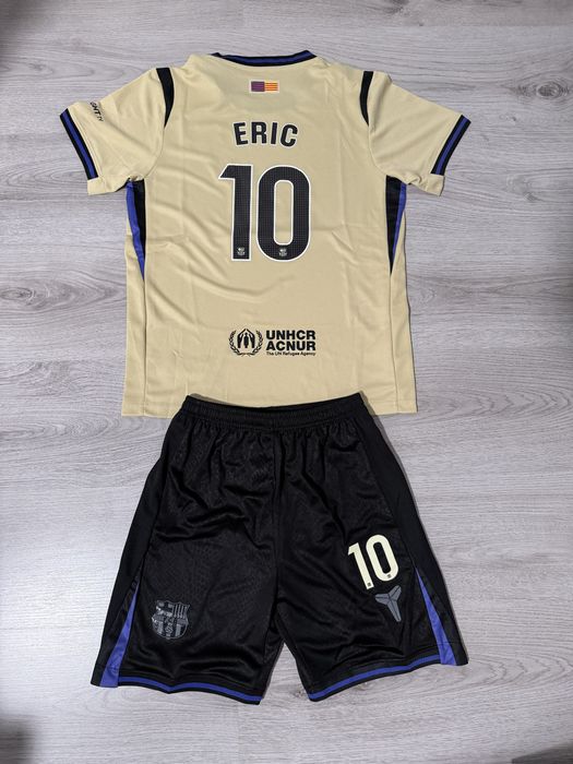 Echipament fotbal copii ( tricou + pantaloni ) , Barcelona