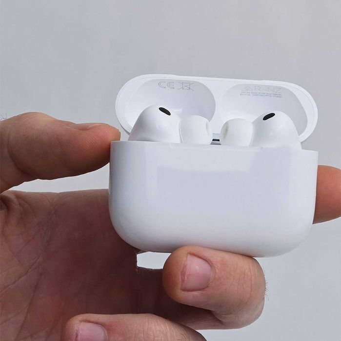 Casti AirPods Pro 3, noi si sigilate.
