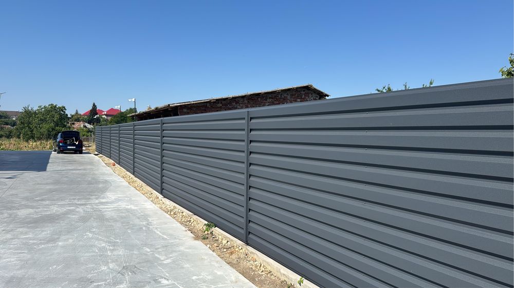 Tabla cutata gard/ porti metalice si acoperisuri