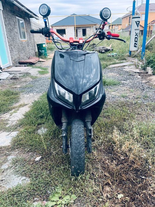 Продам мопед м8 .