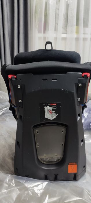 Продам автокресло PegPerego