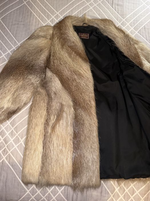 Продам полушубок из нутрии