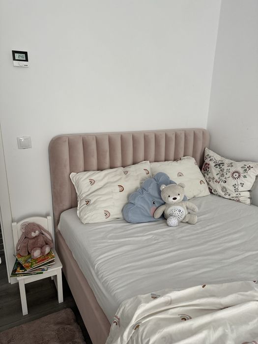 Pat 2 persoane  140/200 ca nou