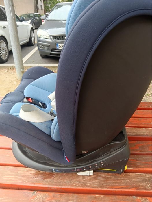 Scaun auto copii cu Isofix și rotire 360°