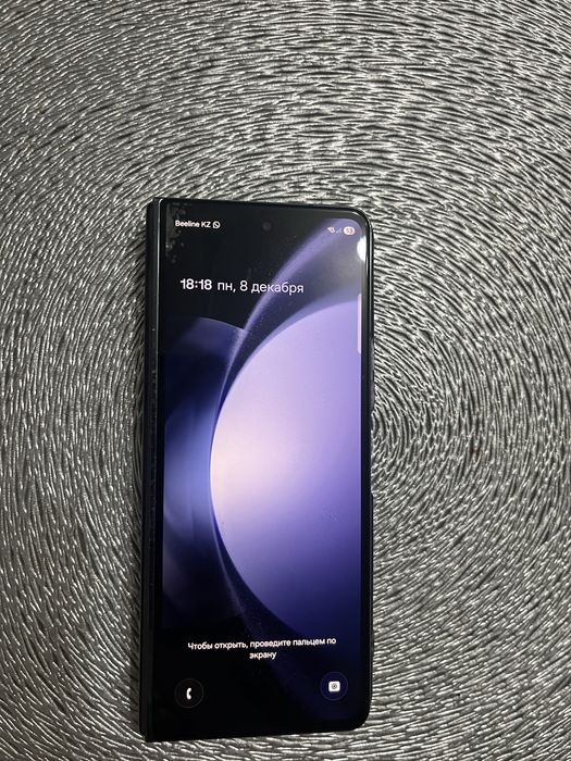 Продам телефон самсунг