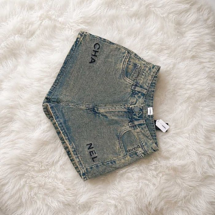 Шанел дънки къси панталони Chanel  летни панталонки шорти дънкови