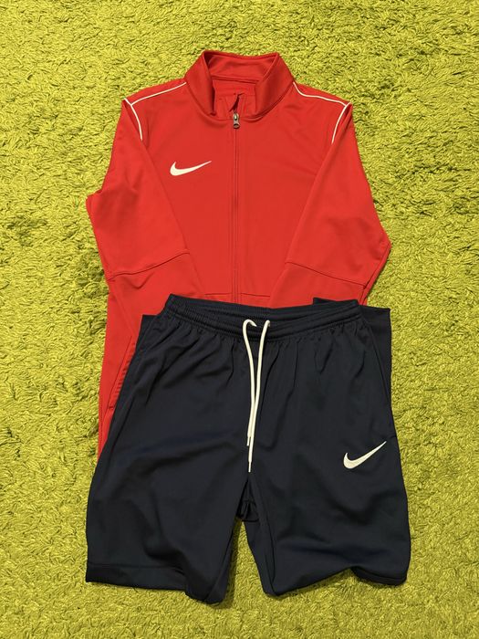 Спортен екип Nike