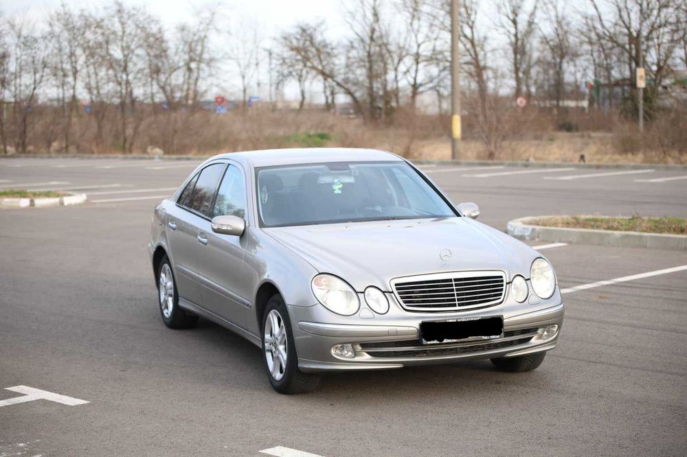 MERCEDES-BENZ E-Class 2004 — imagine 2