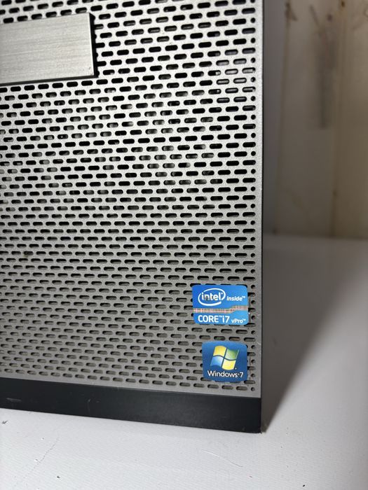 Dell OptiPlex 990 – Calculator Desktop
