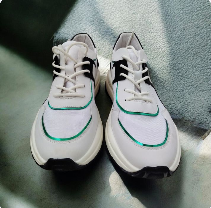 Продаётся новый Кроссы