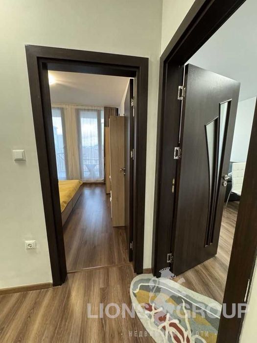 Дава се под наем Тристаен апартамент в Варна, Център - 100 кв.м за 997.05 € - Снимка #12