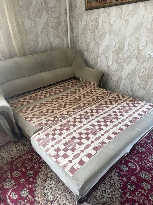 Срочно продам диван!