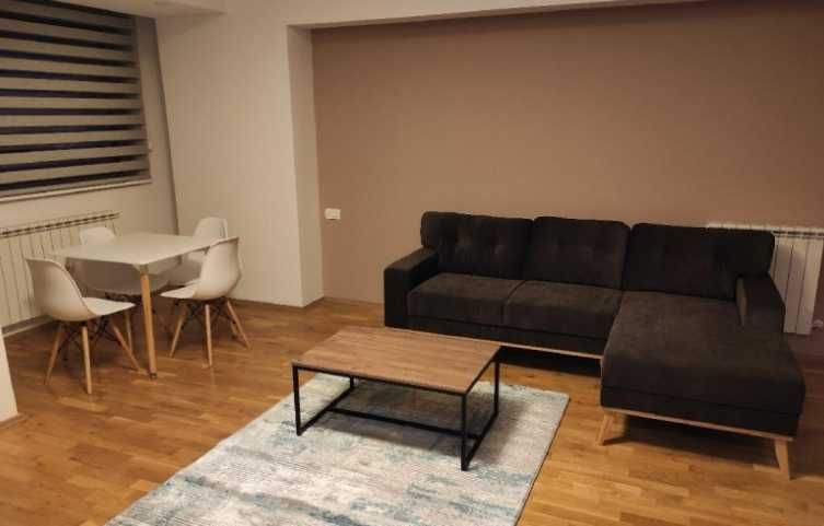 Дава се под наем Тристаен апартамент в Пловдив, Въстанически - 81 кв.м за 306 € - Снимка #7