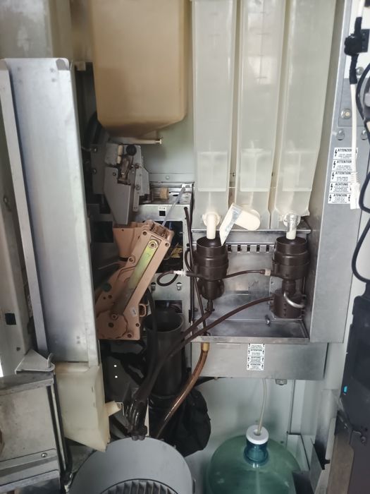 Вендинг машина Zanusi