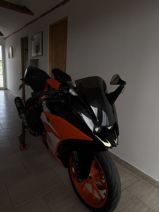 Vând KTM RC 125 2018 – fără accidente, full service KTM Germania