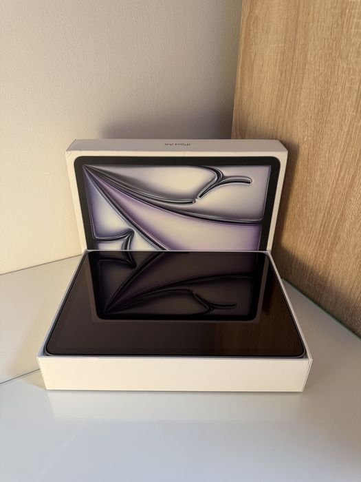 iPad Air 6 • M2 • 2024 • 128GB • 100% baterie • IMPECABIL