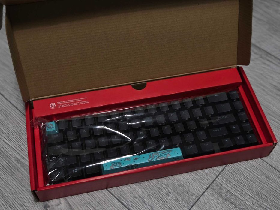 Tastatură gaming mecanică HyperX Alloy Origins 65 Aqua