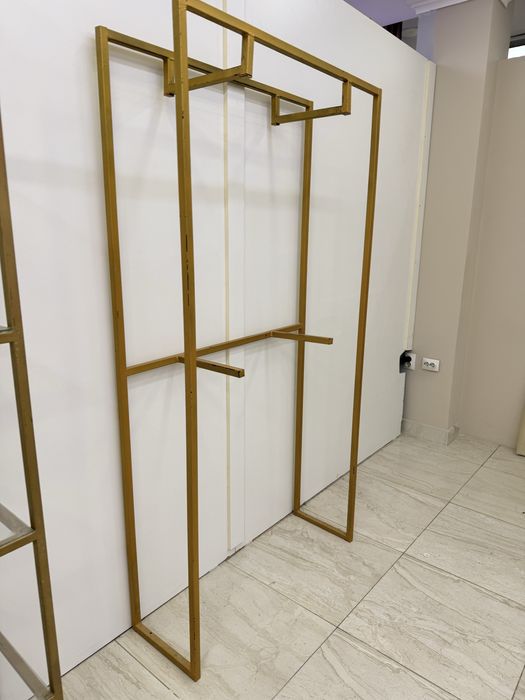 4 Стойка 1 ресепшен