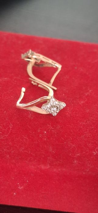 Золотые серёжки 585