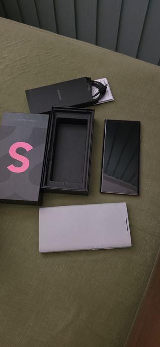 Samsung galaxy s22 ultra  256