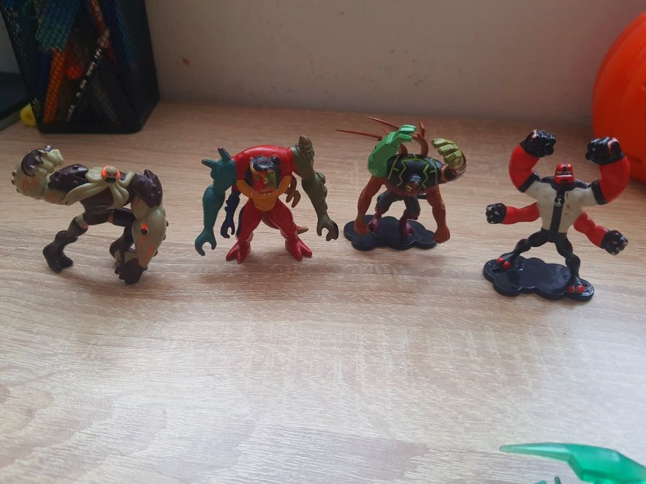 Малки колекционерски  фигурки на Бен 10 Ben 10