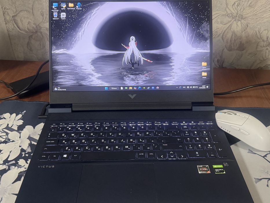 ноутбук HP VICTUS