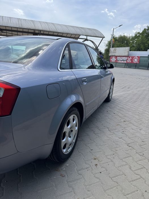 AUDI A4 2004 — imagine 9