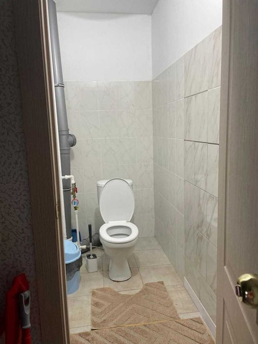 Продам  2-ком квартиру Аэропорт