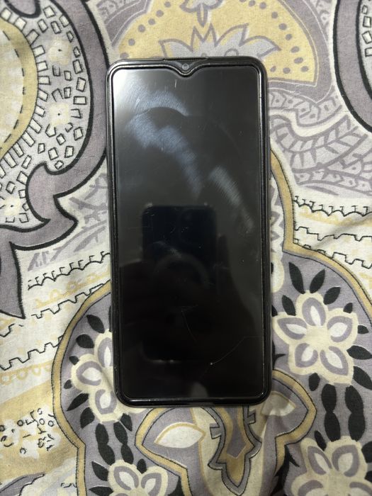 Продам телефон Realme C11