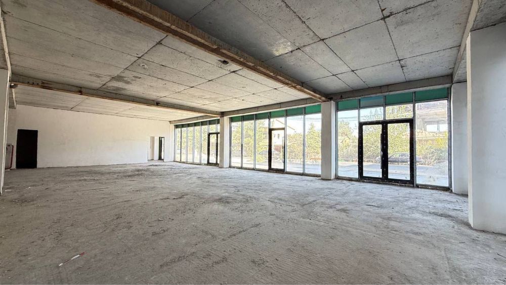 Продается коммерческое помещение  1424м2 в жк ParkWood