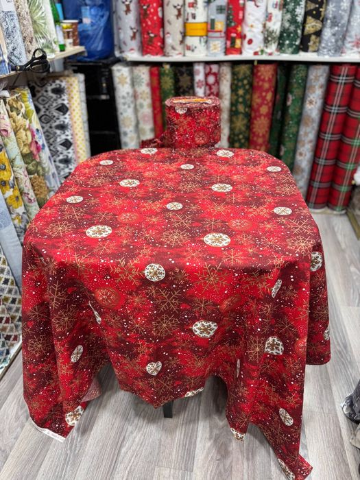 Новогодняя скатерть метражная