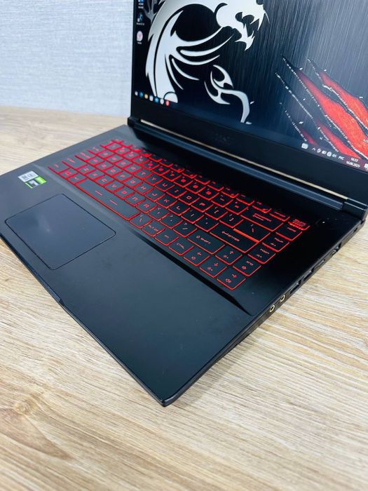 Недорого MSI Core i5-12 Ядерный Мощный, Игровой ноутбук для Игр и IT